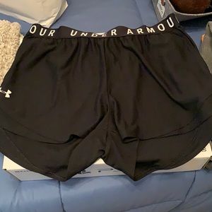 Black running short